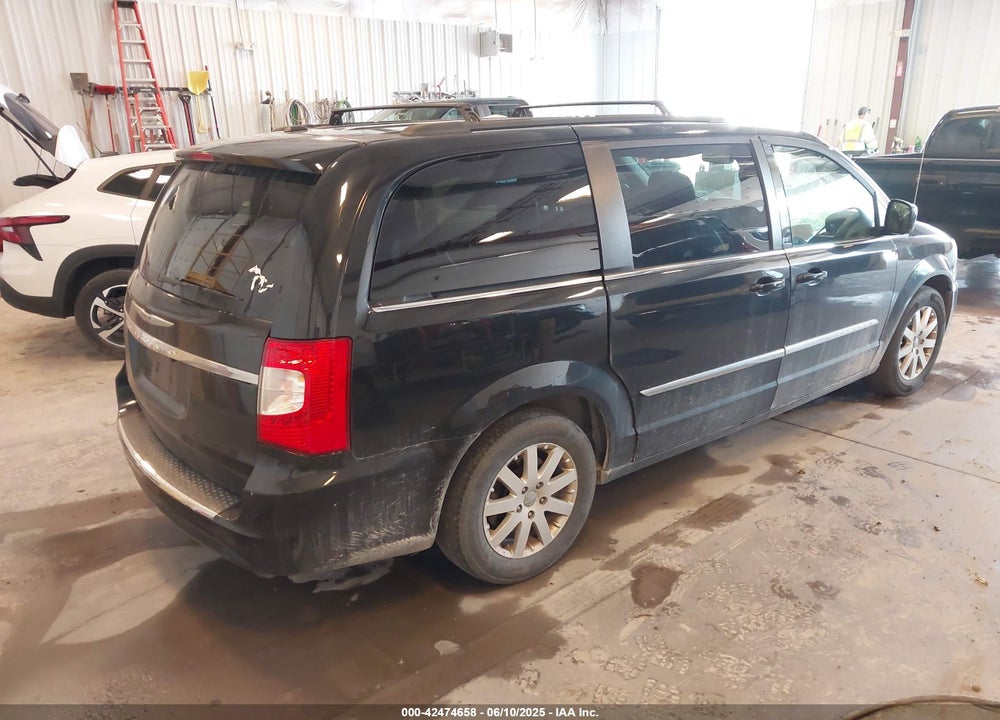 2014 CHRYSLER TOWN & COUNTRY TOURING VIN: 2C4RC1BG7ER143622