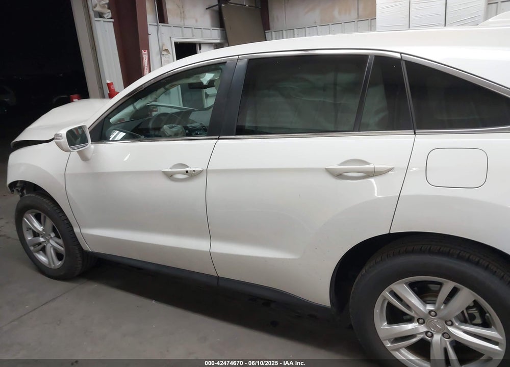 2014 ACURA RDX VIN: 5J8TB3H55EL016923