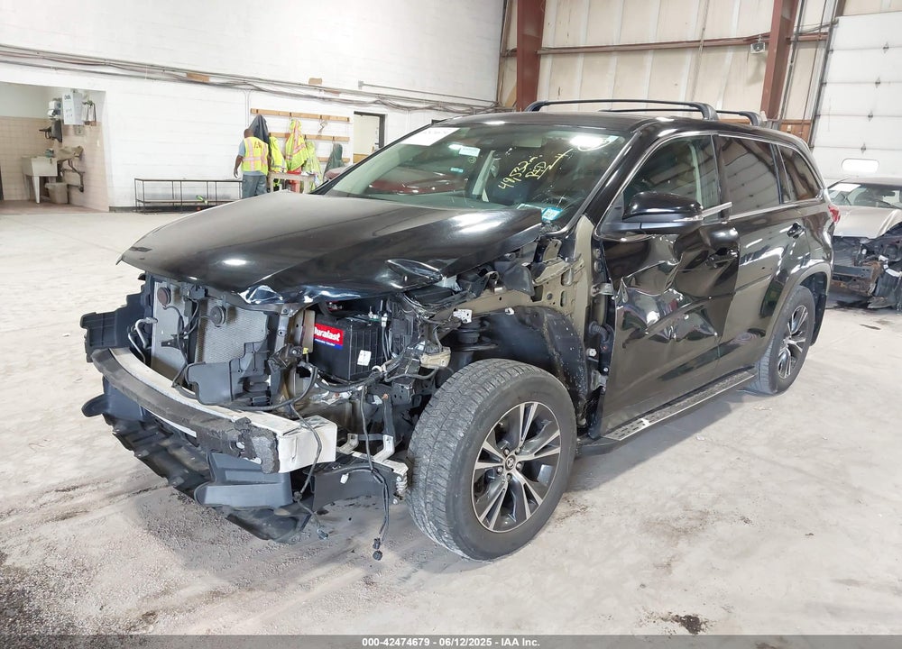 2019 TOYOTA HIGHLANDER VIN: 5TDBZRFH9KS939129