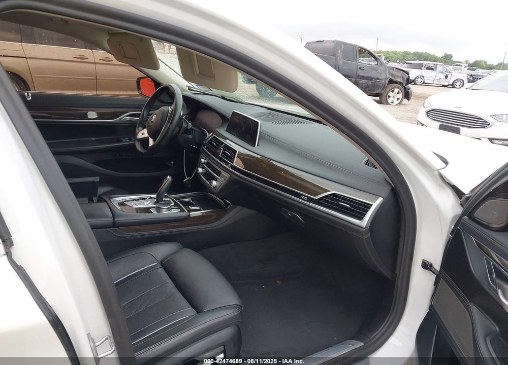 2020 BMW 7 SERIES VIN: WBA7T2C07LCE11573