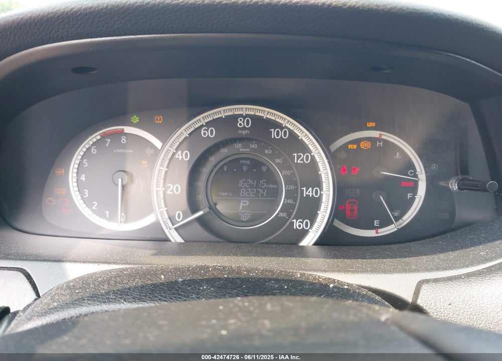 2014 HONDA ACCORD VIN: 1HGCR2F82EA136502