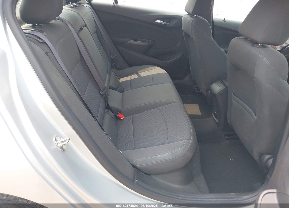 2017 CHEVROLET CRUZE VIN: 1G1BE5SM0H7270669