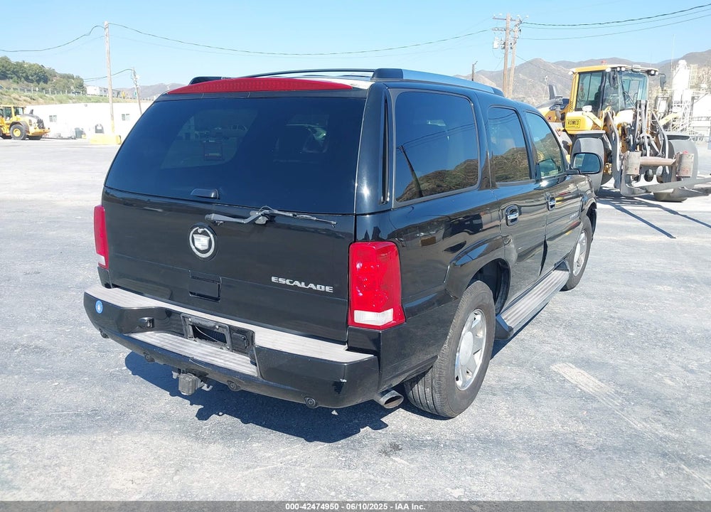 2005 CADILLAC ESCALADE STANDARD VIN: 1GYEC63T35R147108