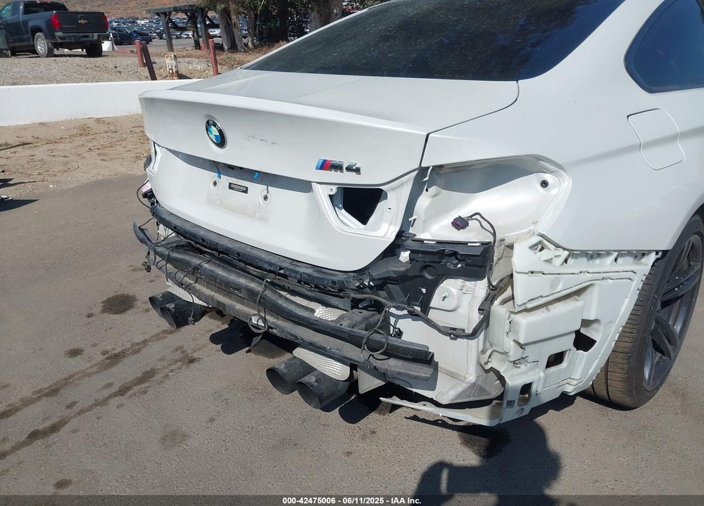 2016 BMW M4 VIN: WBS3R9C54GK336577