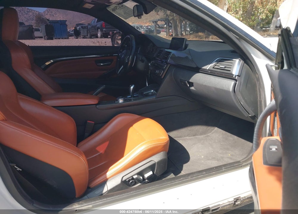 2016 BMW M4 VIN: WBS3R9C54GK336577