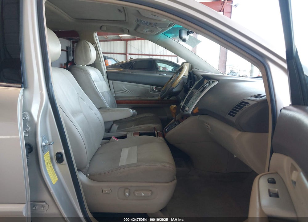 2006 LEXUS RX 330 VIN: JTJGA31U260063556
