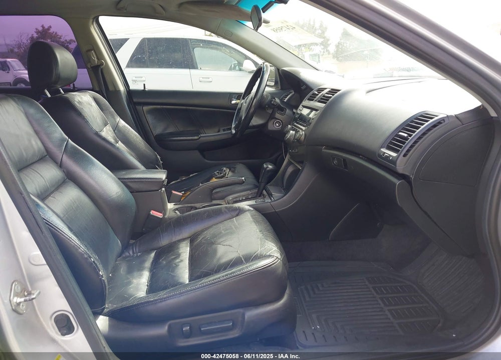 2003 HONDA ACCORD 3.0 EX VIN: 1HGCM66553A080273