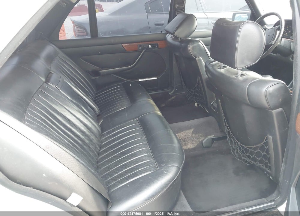 1986 MERCEDES-BENZ 420 SEL VIN: WDBCA35D6GA252698