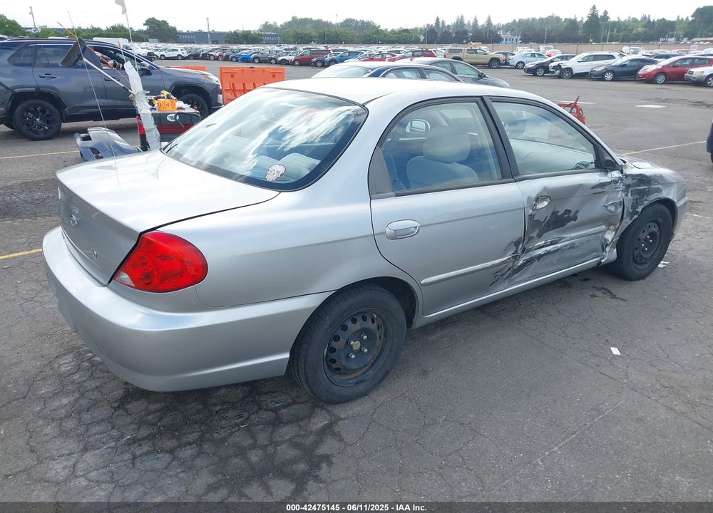 2003 KIA SPECTRA LS VIN: KNAFB121435216518
