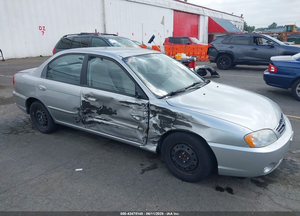 2003 KIA SPECTRA LS VIN: KNAFB121435216518