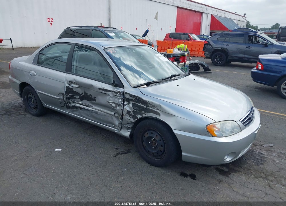2003 KIA SPECTRA LS VIN: KNAFB121435216518