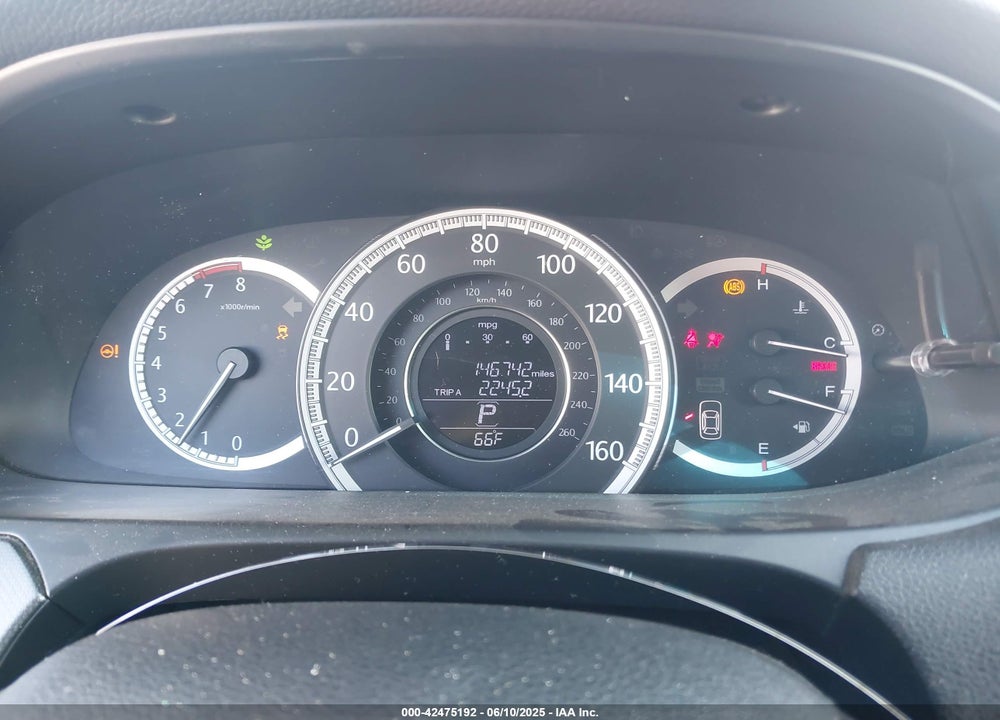 2013 HONDA ACCORD VIN: 1HGCR2F33DA238426