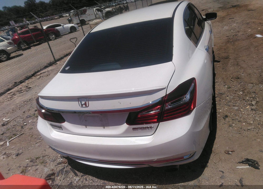 2017 HONDA ACCORD VIN: 1HGCR2F5XHA078827