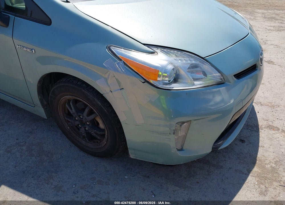 2013 TOYOTA PRIUS TWO VIN: JTDKN3DU4D5585599