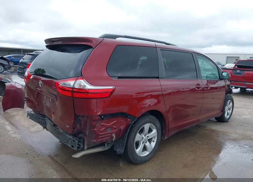 2017 TOYOTA SIENNA LE 8 PASSENGER VIN: 5TDKZ3DC6HS881607