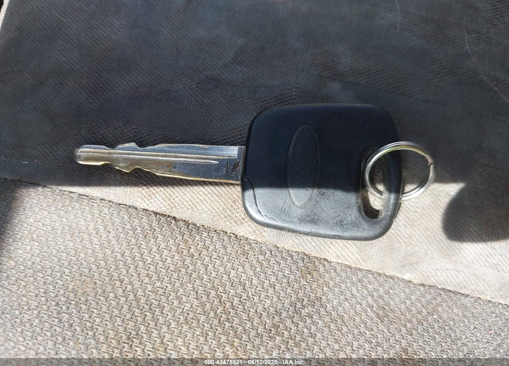2005 FORD FOCUS VIN: 1FAFP34N65W311522