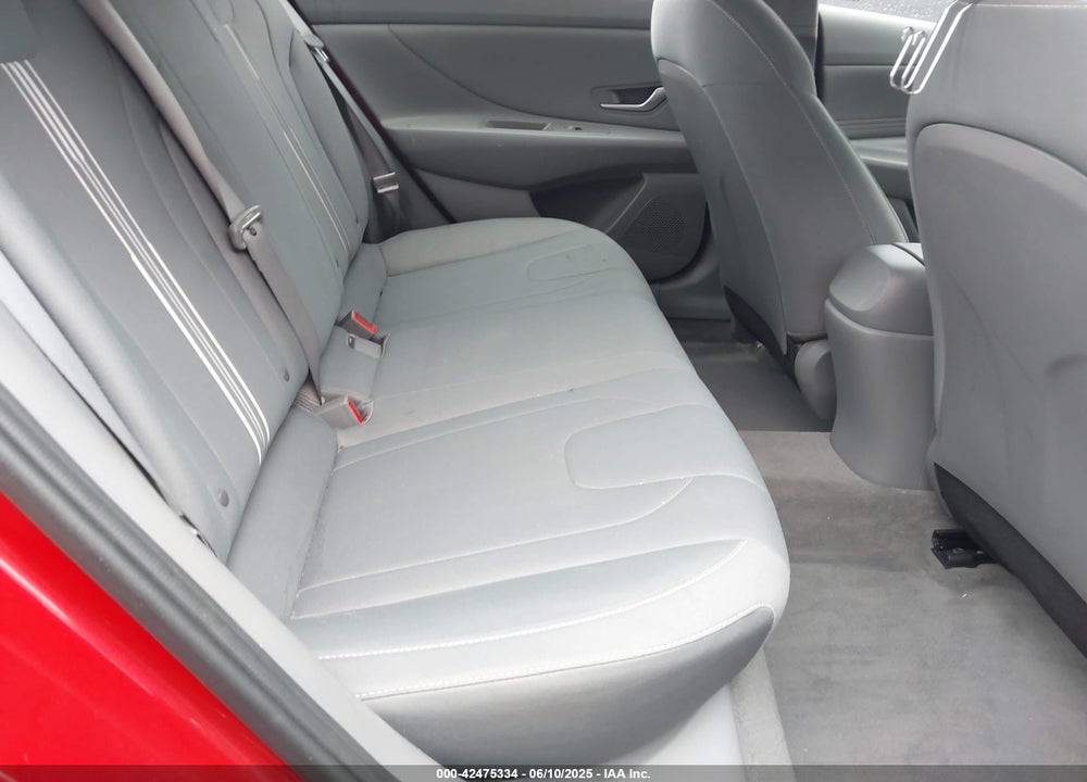 2022 HYUNDAI ELANTRA VIN: 5NPLS4AG0NH062485
