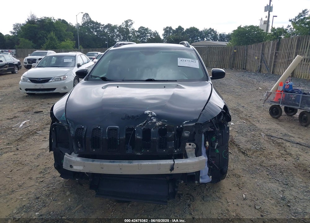 2015 JEEP CHEROKEE VIN: 1C4PJLCB2FW770703