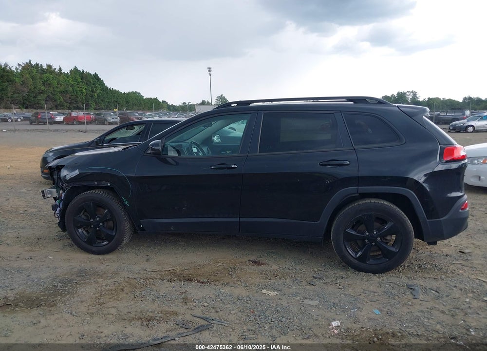 2015 JEEP CHEROKEE VIN: 1C4PJLCB2FW770703