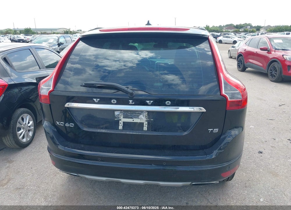 2016 VOLVO XC60 T5 DRIVE-E VIN: YV440MDJ6G2861867