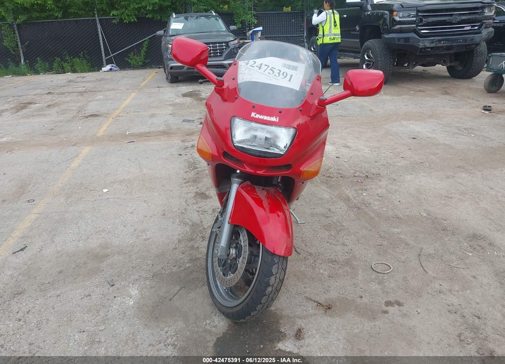 1999 KAWASAKI ZX600 E VIN: JKAZX4E12XB514808