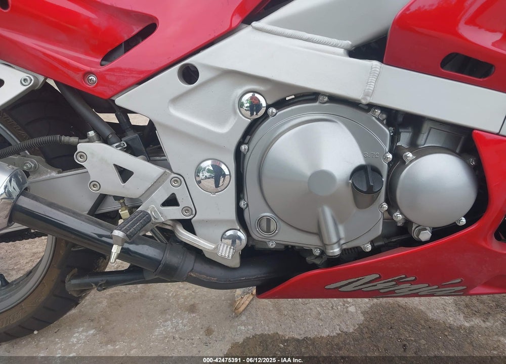 1999 KAWASAKI ZX600 E VIN: JKAZX4E12XB514808