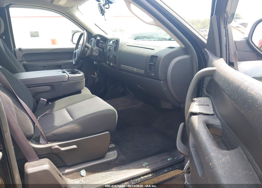 2011 CHEVROLET SILVERADO 1500 VIN: 1GCRCSE05BZ329682