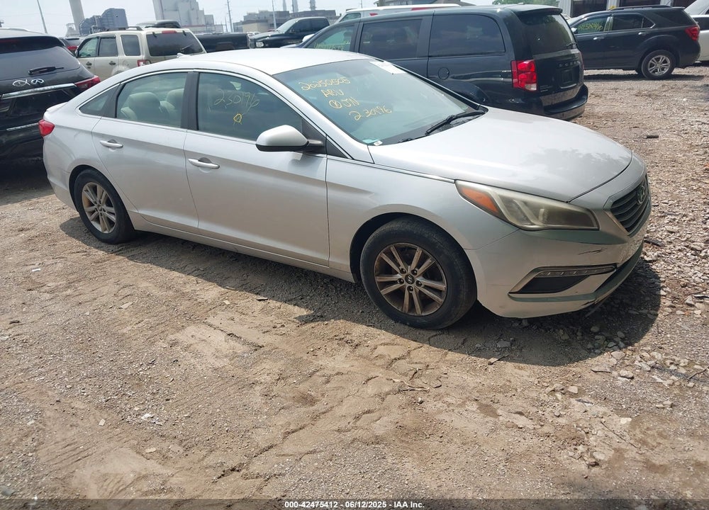 2015 HYUNDAI SONATA SE VIN: 5NPE24AFXFH230196