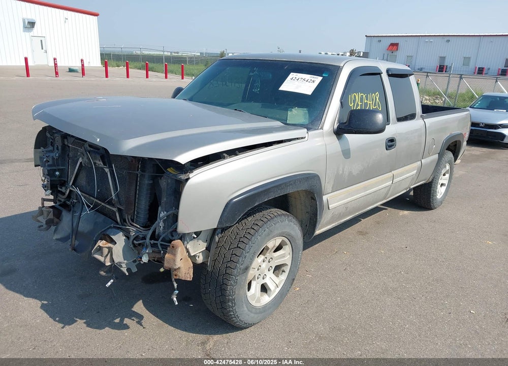 2003 CHEVROLET SILVERADO 1500 LS VIN: 2GCEK19T931269237