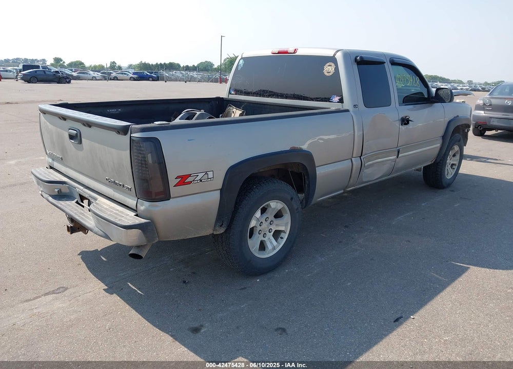 2003 CHEVROLET SILVERADO 1500 LS VIN: 2GCEK19T931269237