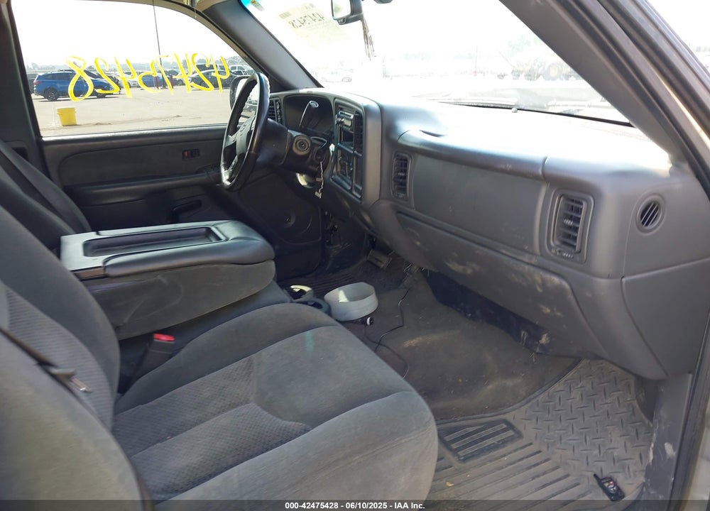 2003 CHEVROLET SILVERADO 1500 LS VIN: 2GCEK19T931269237