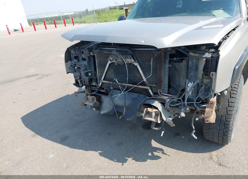 2003 CHEVROLET SILVERADO 1500 LS VIN: 2GCEK19T931269237