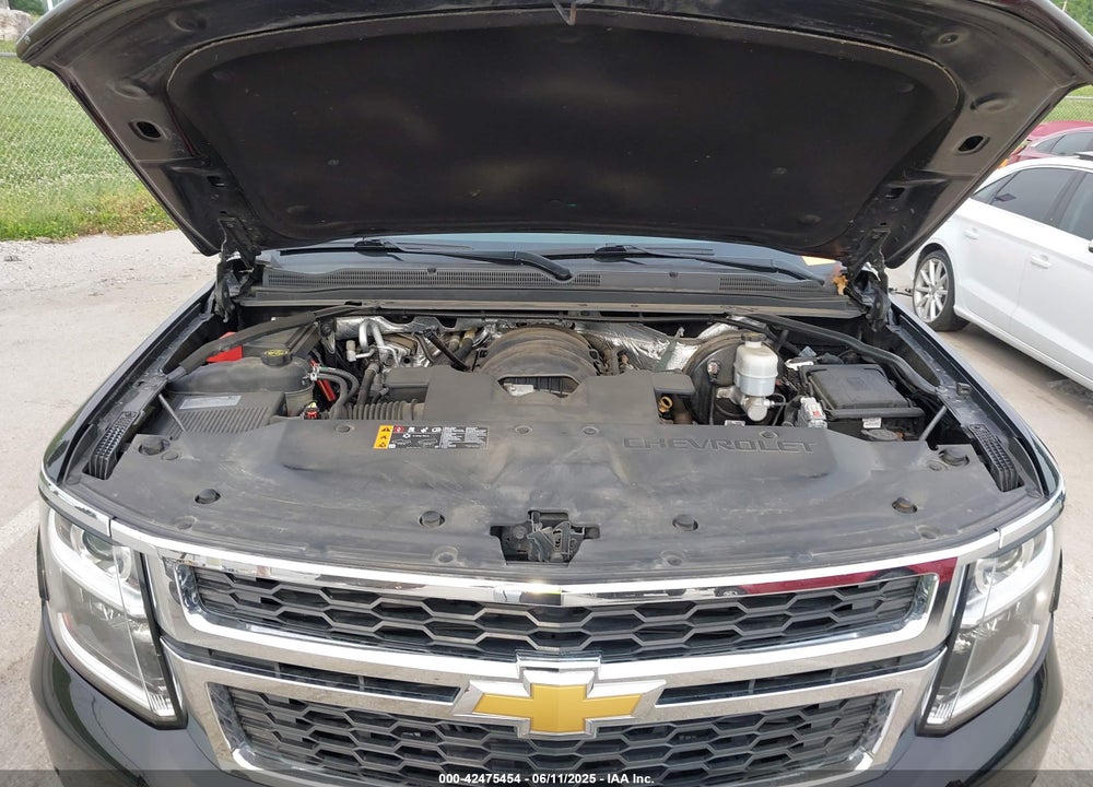 2018 CHEVROLET SUBURBAN VIN: 1GNSKHKC2JR157624