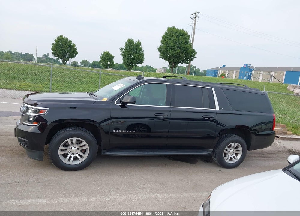 2018 CHEVROLET SUBURBAN VIN: 1GNSKHKC2JR157624