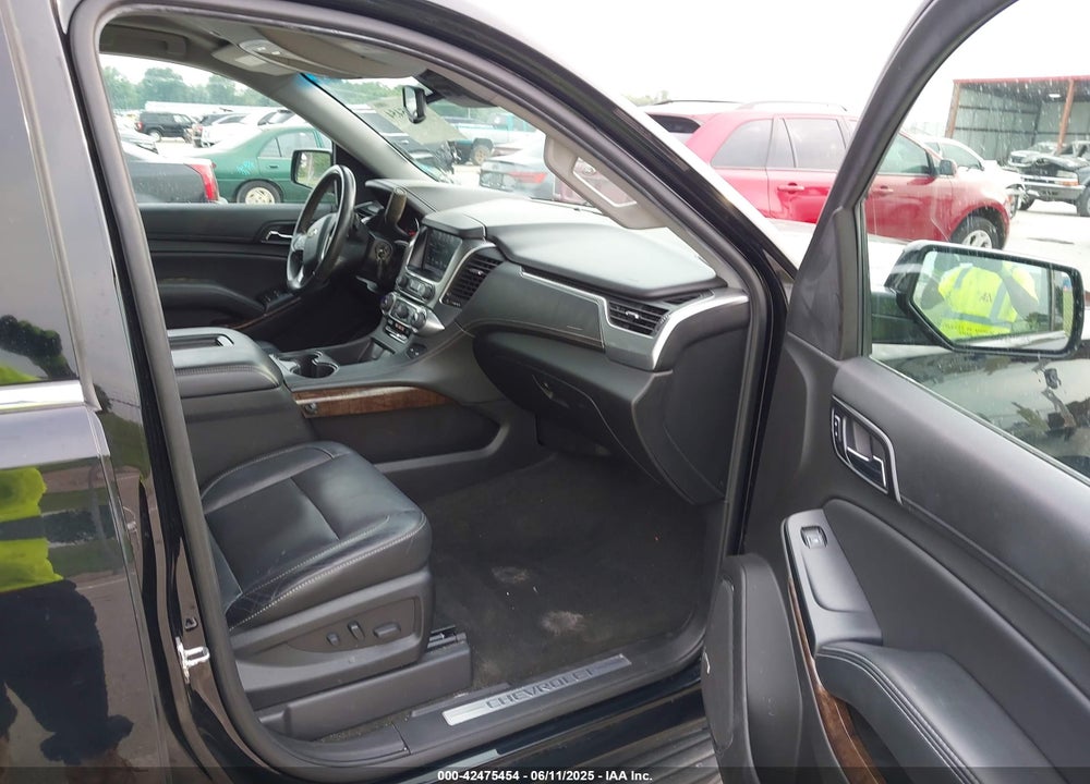 2018 CHEVROLET SUBURBAN VIN: 1GNSKHKC2JR157624