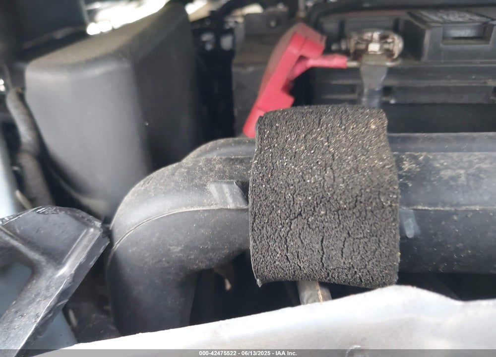 2008 FORD FOCUS VIN: 1FAHP35N38W285215