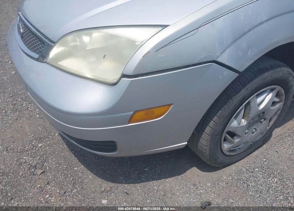 2007 FORD FOCUS VIN: 1FAFP34N97W129199