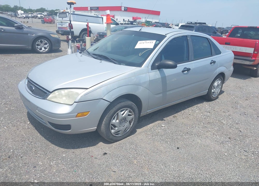 2007 FORD FOCUS VIN: 1FAFP34N97W129199