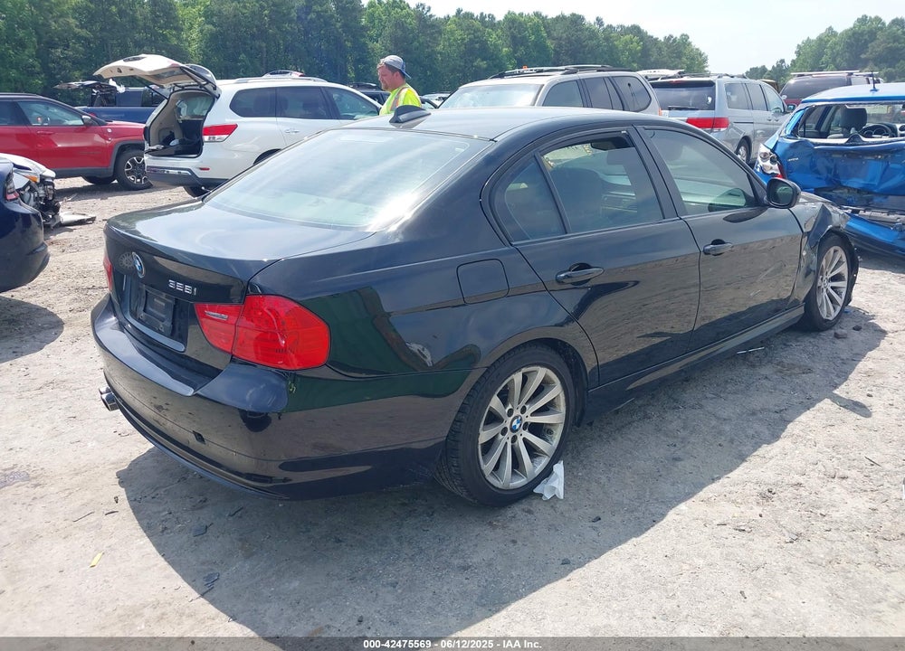 2011 BMW 328I VIN: WBAPH7G55BNM56208