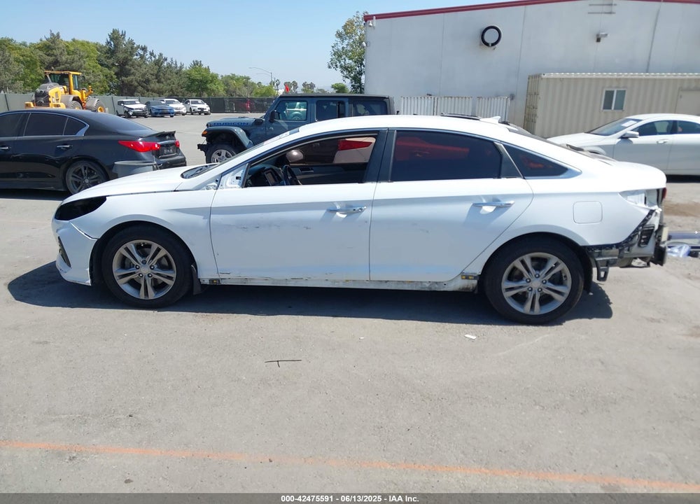 2018 HYUNDAI SONATA VIN: 5NPE34AF5JH650633