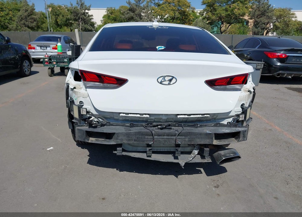 2018 HYUNDAI SONATA VIN: 5NPE34AF5JH650633