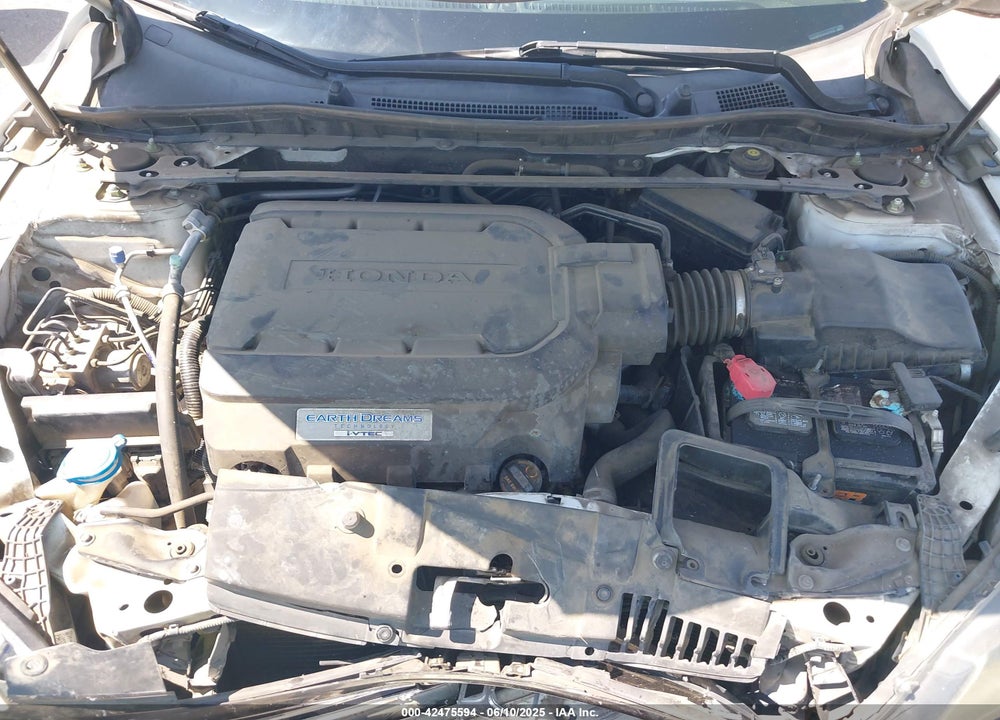 2014 HONDA ACCORD VIN: 1HGCR3F85EA007904
