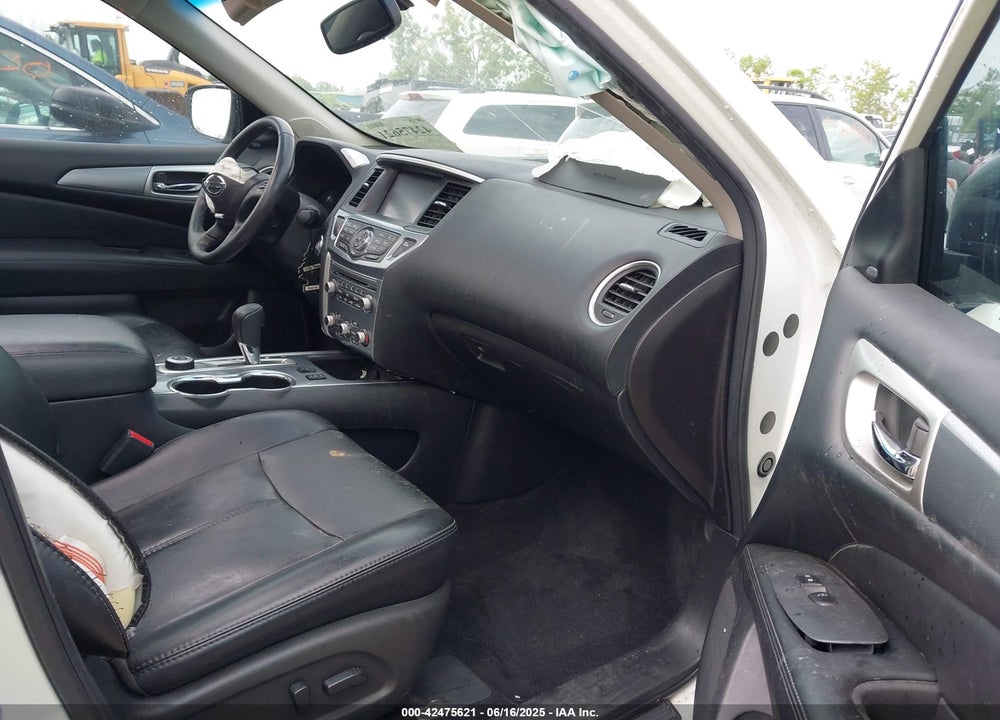 2017 NISSAN PATHFINDER VIN: 5N1DR2MM9HC642769