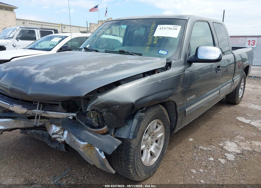 2000 CHEVROLET SILVERADO 1500 LS VIN: 1GCEC19T5YZ346925