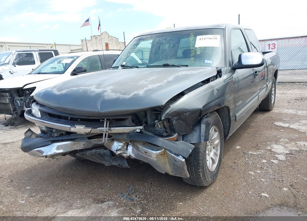 2000 CHEVROLET SILVERADO 1500 LS VIN: 1GCEC19T5YZ346925