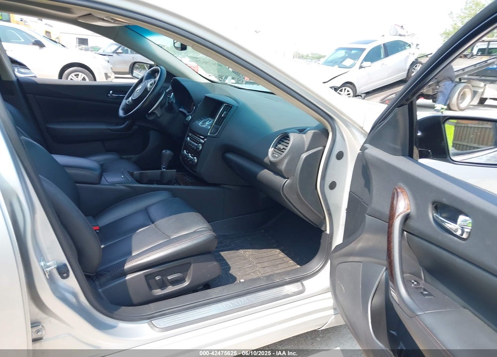 2011 NISSAN MAXIMA VIN: 1N4AA5AP6BC860888