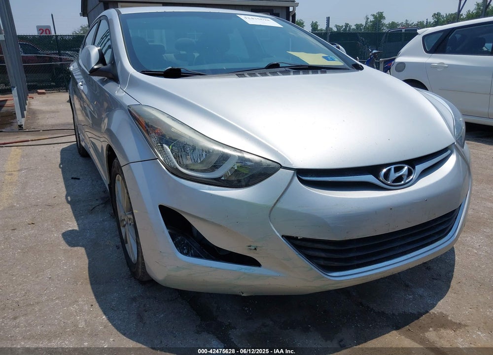 2016 HYUNDAI ELANTRA VIN: 5NPDH4AE1GH678622