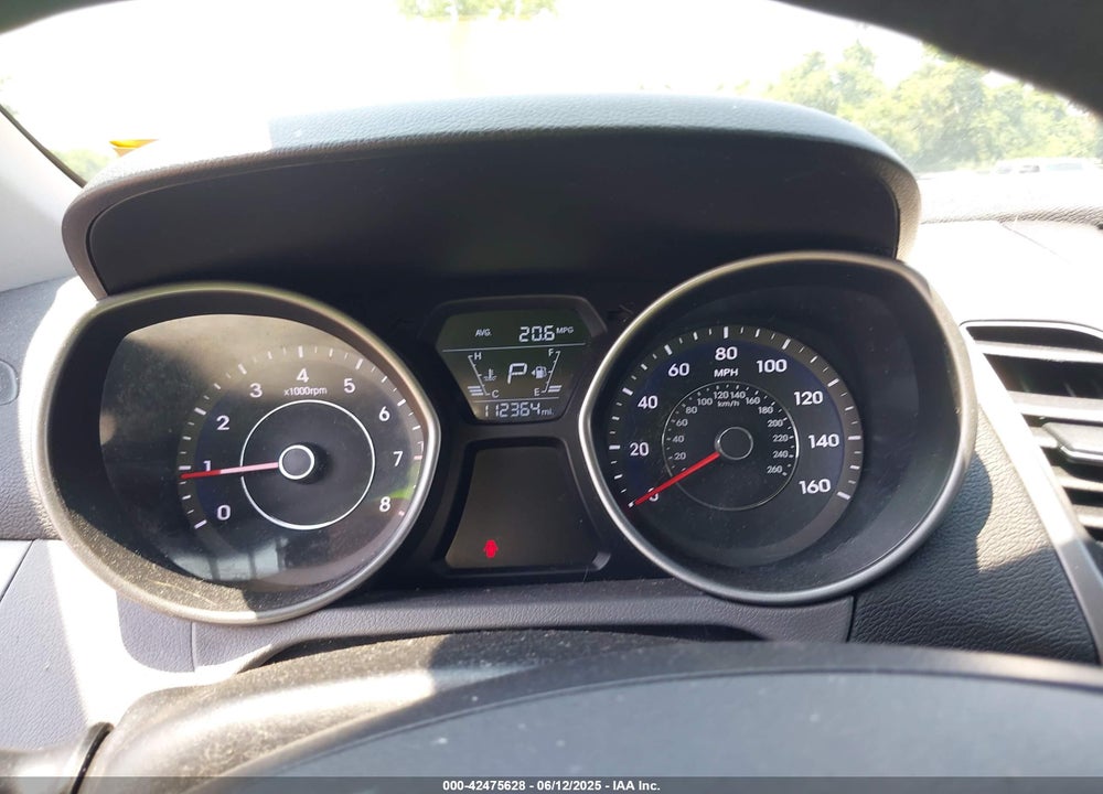 2016 HYUNDAI ELANTRA VIN: 5NPDH4AE1GH678622