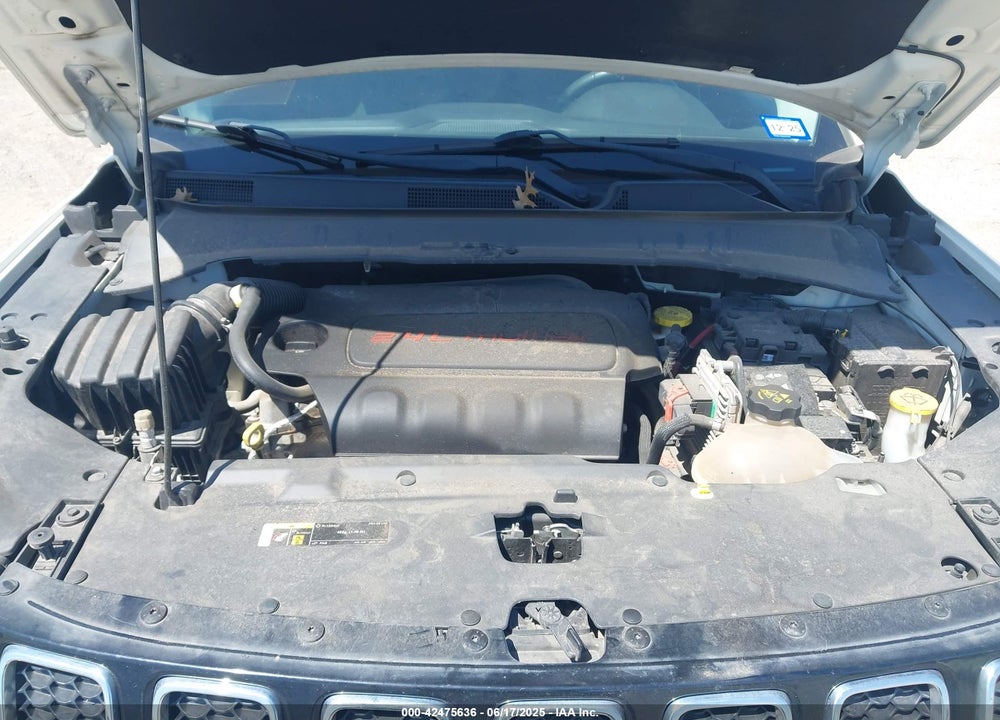 2018 JEEP COMPASS VIN: 3C4NJCAB1JT151695