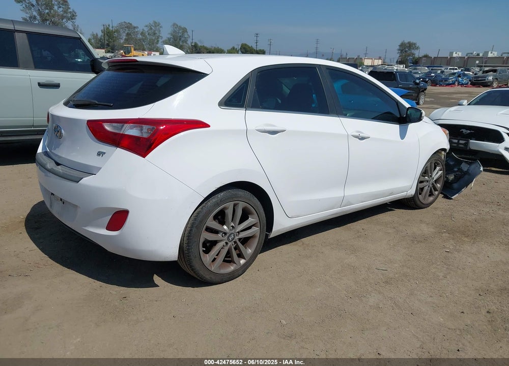2016 HYUNDAI ELANTRA GT VIN: KMHD35LH6GU269464
